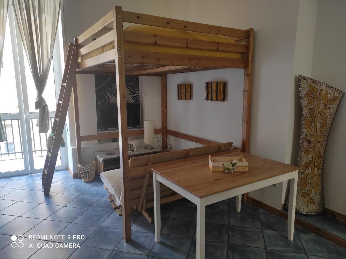 Mariantomare Casa Vacanze Monolocale Lungomare Bari Exterior photo